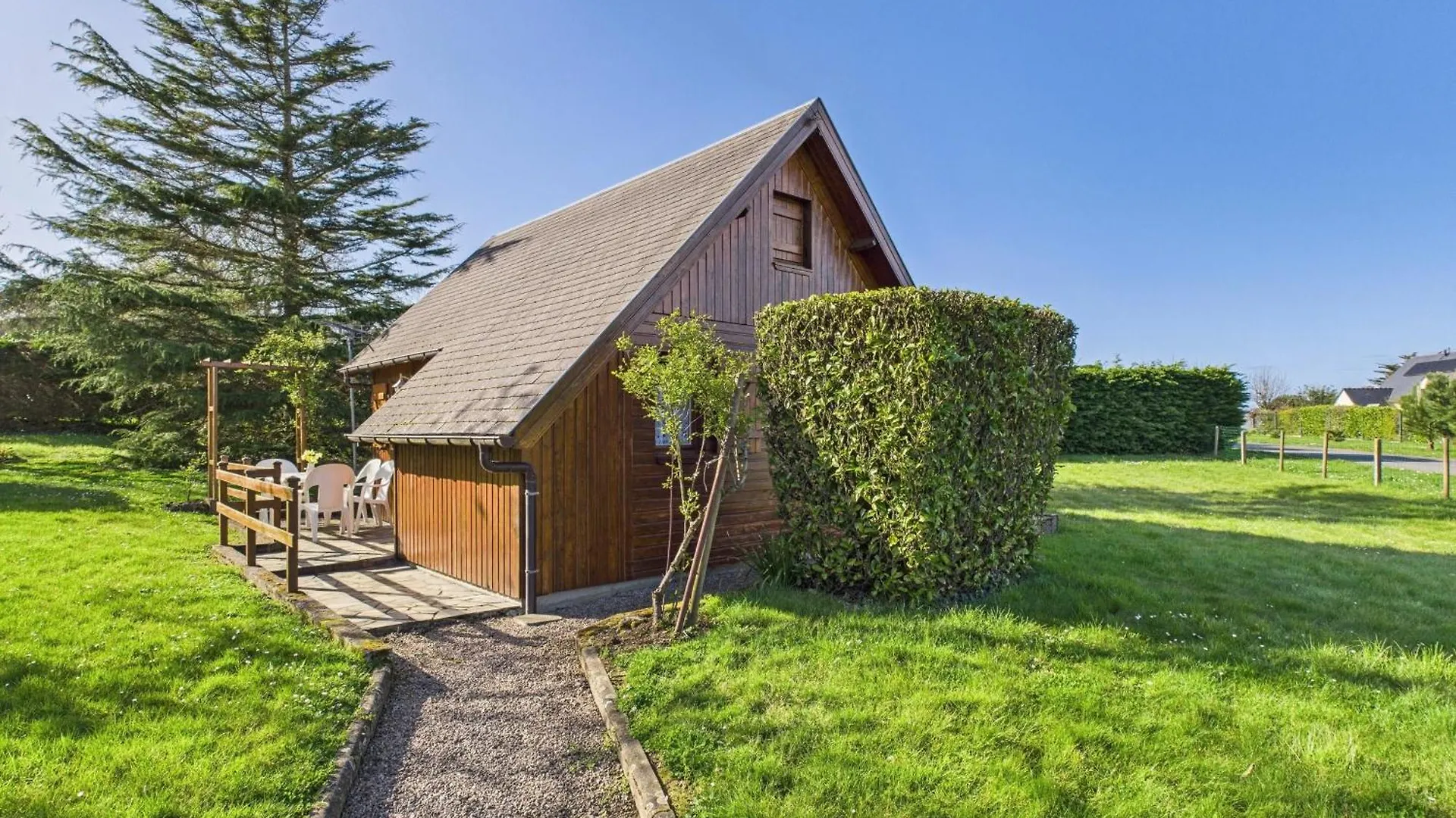 Chalet 2 Adultes 2 Enfants - Jardin Et Terrasse Plurien